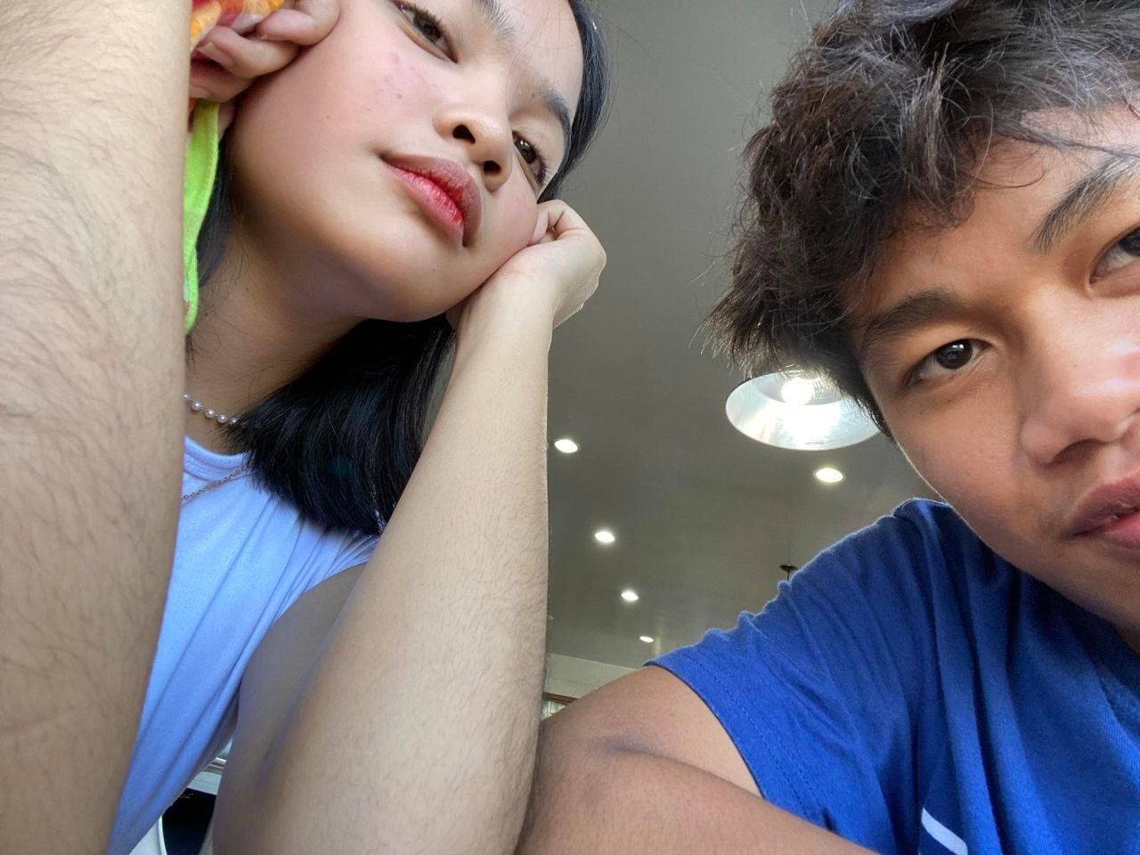 Lunch date muna bago hardfuck sa lodge
